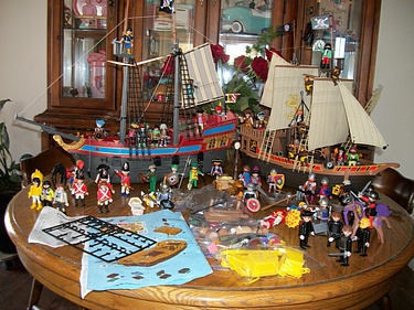 eBay Watch - Playmobil Pirate Ships 3053 and 3940
