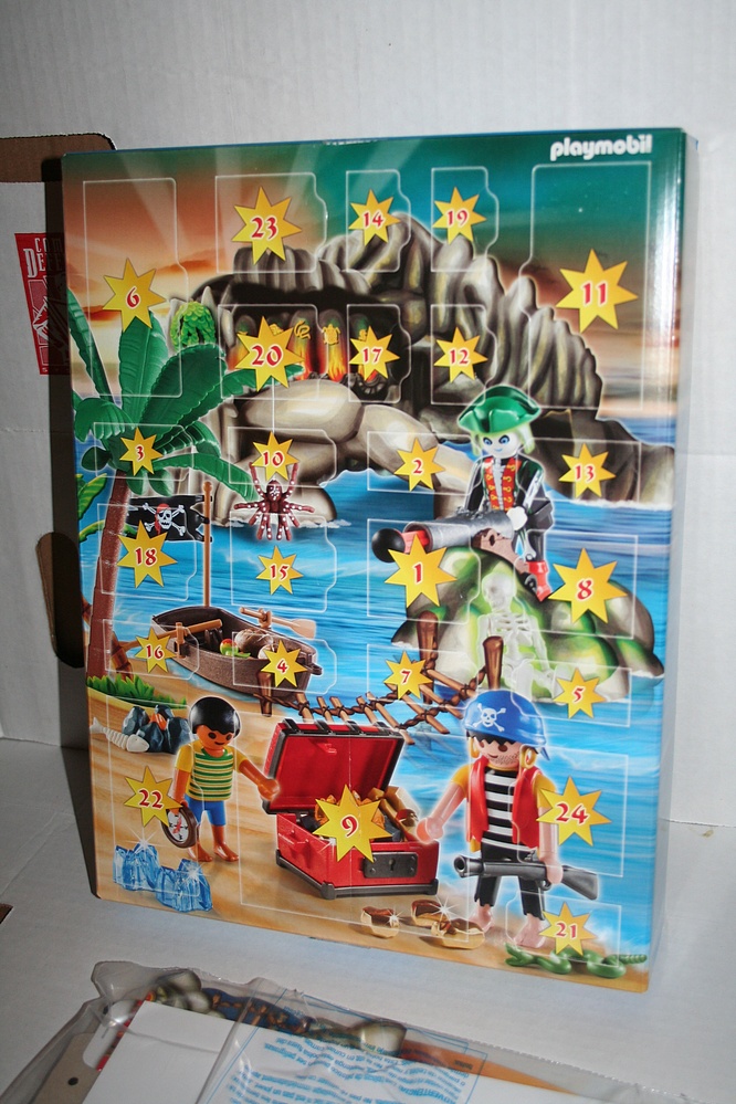 Playmobil Set Pirate Island Advent Calendar 4164 Parry Game Preserve