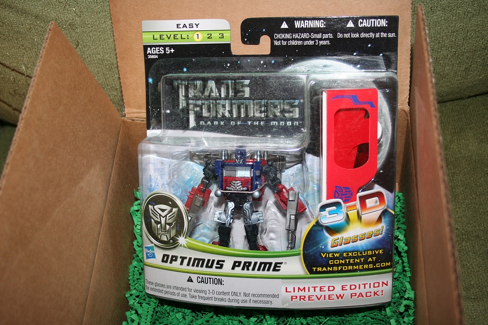 transformers dark of the moon optimus prime figure. preview Optimus Prime