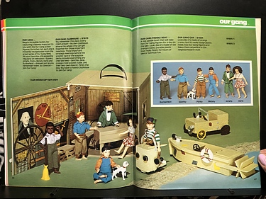 Toy Catalogs: 1976 Mego Toy Fair Catalog