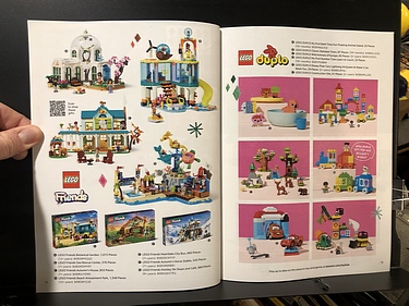 Amazon, 2023 Holiday Catalog