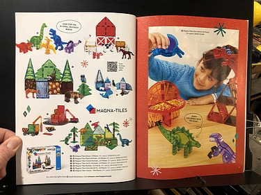 Amazon, 2023 Holiday Catalog