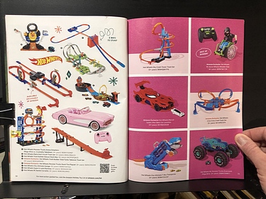 Amazon, 2023 Holiday Catalog