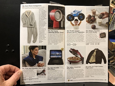 Hammacher Schlemmer, 2023 Holiday Catalog