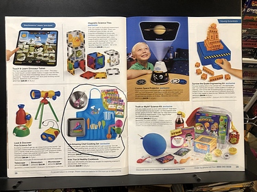 Lakeshore, 2023 Holiday Catalog