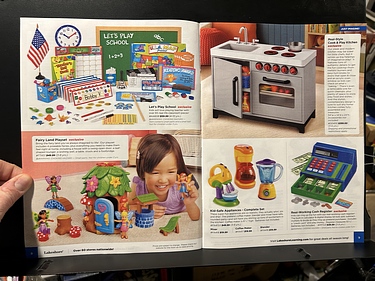 Lakeshore, 2024 Holiday Catalog