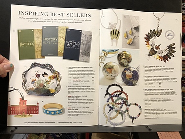 Smithsonian, 2023 Holiday Catalog