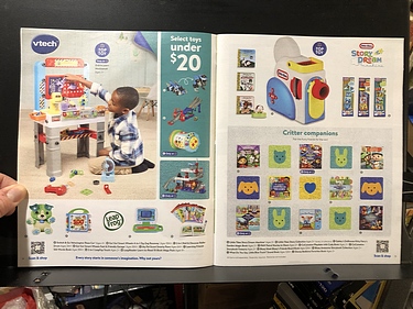Walmart, 2023 Holiday Catalog