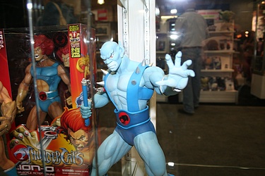 Toy Fair 2012 - Mezco Toyz