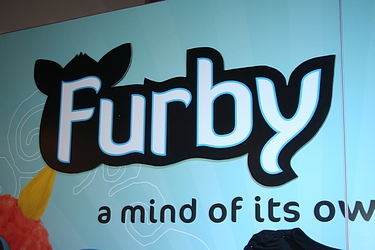 Hasbro - Furby