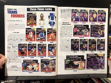 Lee's Action Figure News & Toy Review - January, 2000