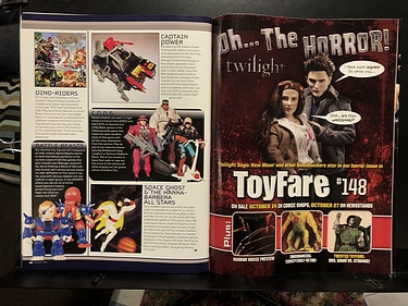 ToyFare - November, 2009