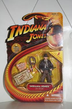 Indiana Jones - Indy with Sub-Machine Gun