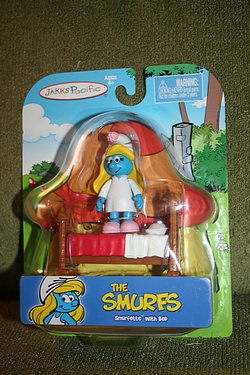 Smurfs: Smurfette with Bed