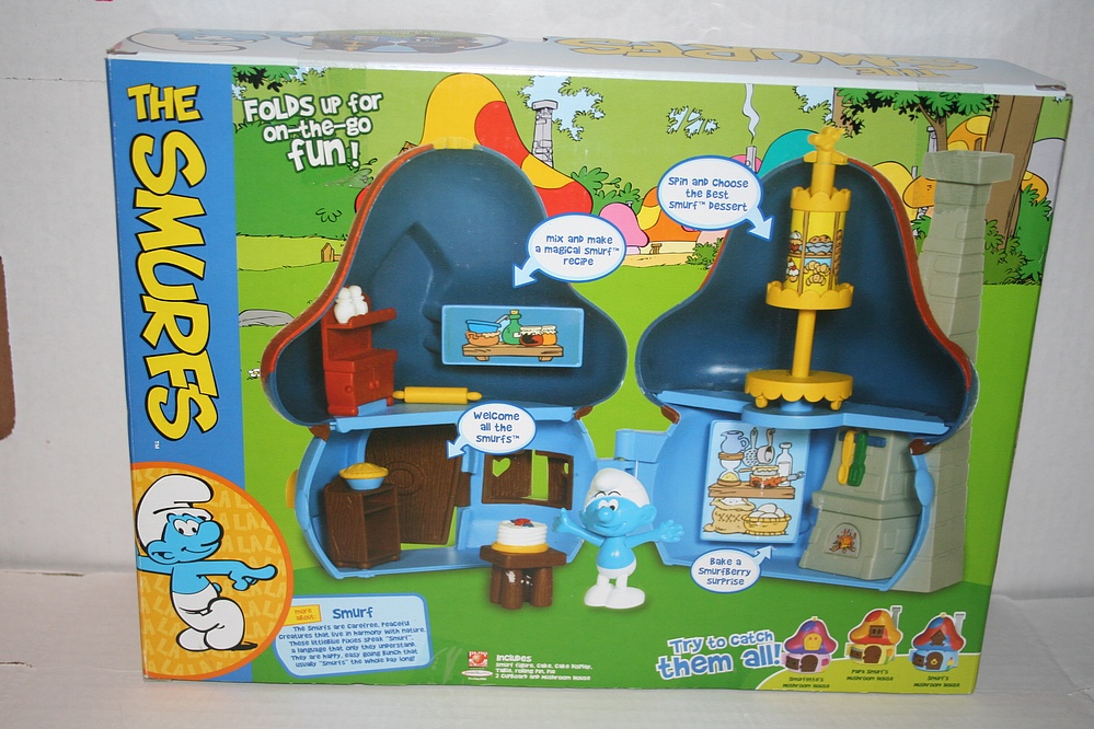 Smurfs Mushroom House with Smurfette : Toys & Games