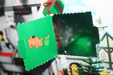 Lego Advent Calendar 2010 day 12