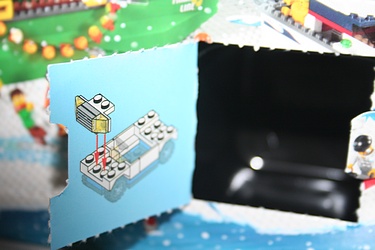 Lego Advent Calendar 2011 day 16