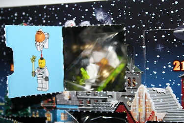 Lego Advent Calendar 2013 day 13