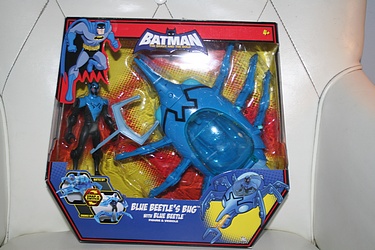 Batman - the Brave and the Bold: Blue Beetle's Bug with Blue Beetle