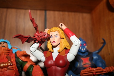 Masters of the Universe Classics: Adora - Leader in the Great Rebellion