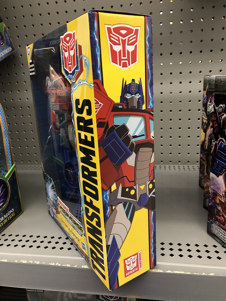 Transformers Cyberverse Power of the Spark (2019) Optimus Prime Ultimate Class Parry Game