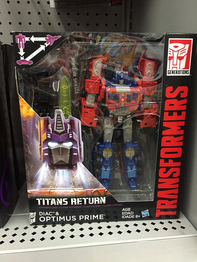 Transformers generations titans return voyager class optimus prime and diac deals