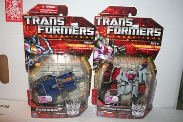 Transformers; Generations - Wave 2 Darkmount and Megatron