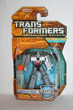 Transformers - Reveal the Shield - Legends Megatron