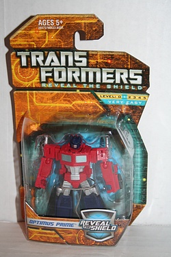 Transformers - Reveal the Shield - Legends Optimus Prime