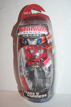 Transformers: Titanium - Optimus Prime (G1 Version)