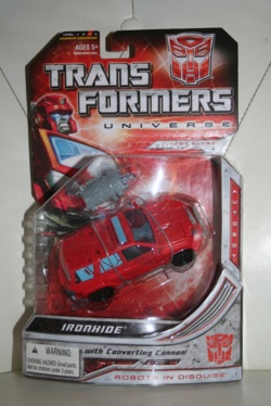Transformers Universe - Deluxe Ironhide