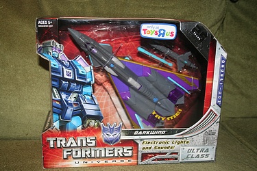 Transformers Universe - Toys R Us Exclusive Ultra Class Darkwind