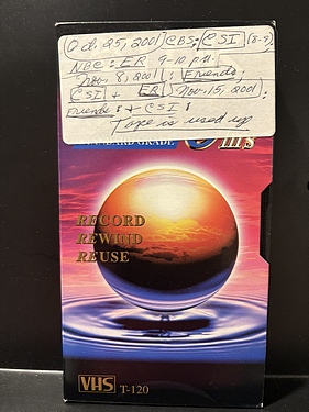 Tucson - Tape 0082 - #1563 - CSI (CBS, Oct 25, 2001), ER (NBC, Nov 8, 2001), Friends + CSI